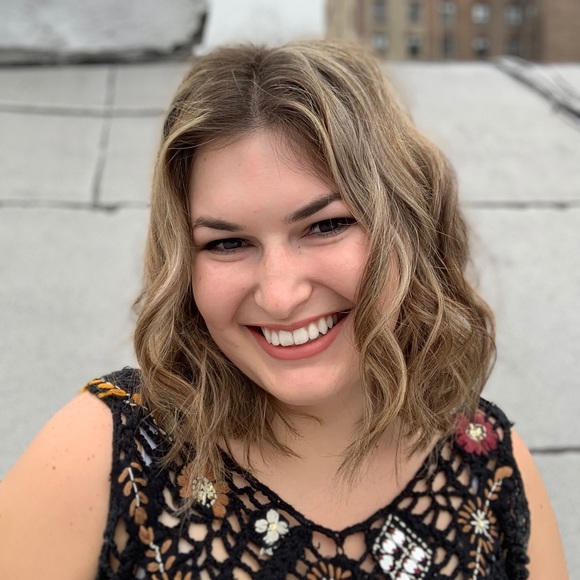 Meet your Posher, Helen - Picture 1 of 1